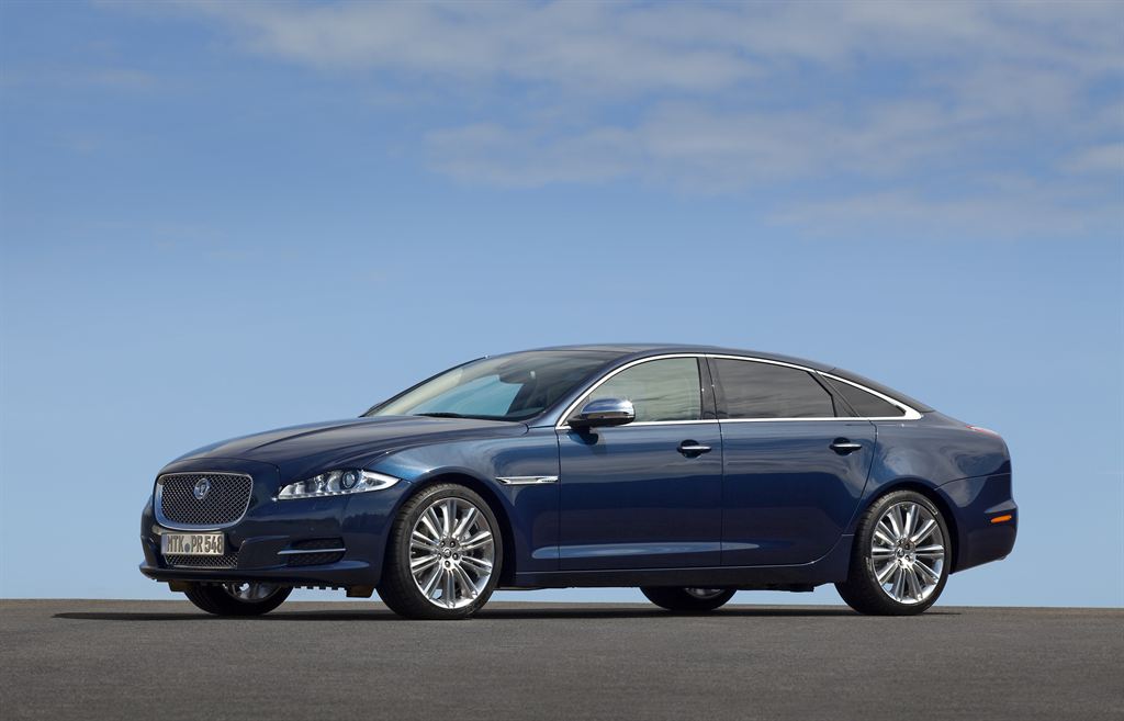 Jaguar XJ